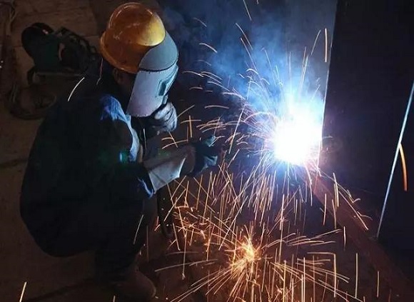 荣耀体育_荣耀体育（中国）制品管加工裂痕的产生因素
