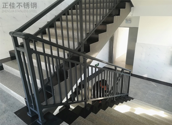 护栏荣耀体育_荣耀体育（中国）方管2